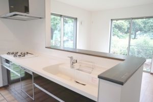 水道直結型ウォーターサーバーと浄水器｜使い分けはどうしたらいい？