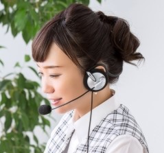 コールセンターの女性