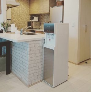 水道水　ウォーターサーバー
