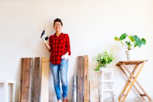 ウォーターサーバーボトルを置く棚をdiyしたい！実例を紹介