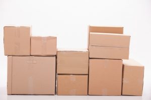 箱買いしたペットボトル収納の収納方法に悩む…スタイリッシュな収納を紹介します