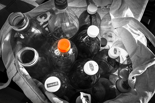 スーパーでのペットボトル回収は可能だが捨て方が店によって違います