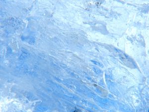 氷が急に必要になった！できるだけ早く作る方法を紹介します