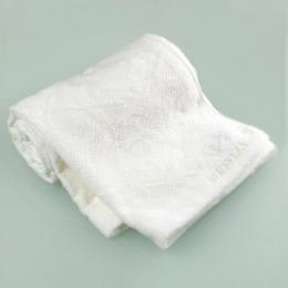 氷作り　タオルを巻く