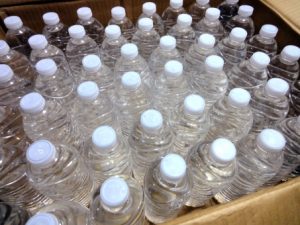 ミネラルウォーターの買いだめをお得にするには？お得な方法をご紹介