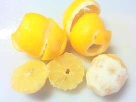 カルキ汚れ　レモンの皮　クエン酸