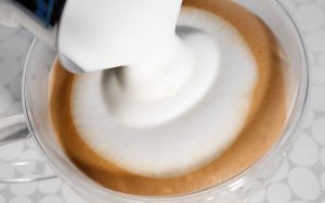 キャラメルマキアート　泡のせ