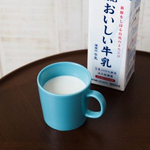 ホットカルピス　牛乳