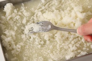 はちみつレモンシャーベット　混ぜる