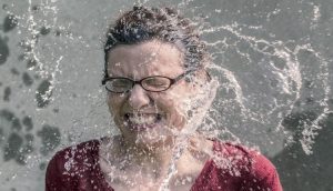 サントリー天然水ウォーターサーバーの水漏れの対処方法は？4つの原因の解決！